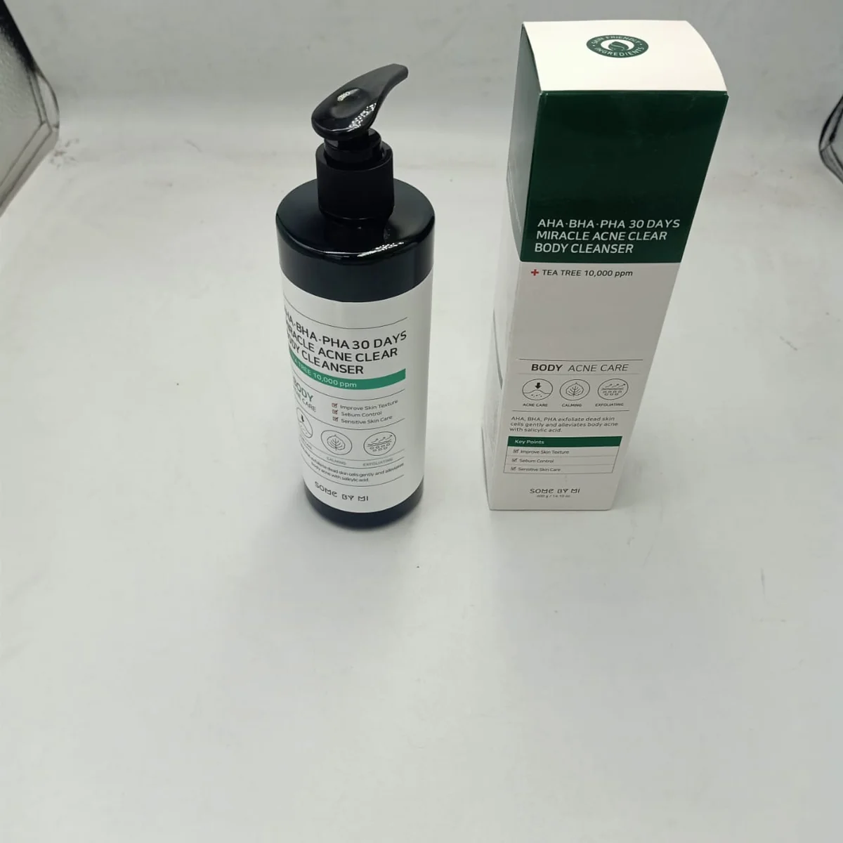 SOME BY MI AHA BHA PHA 30 Days Miracle Acne Clear Body Cleanser